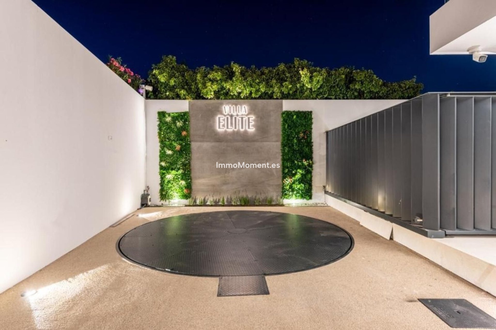 Resale - Villa - Benahavís - Benahavís Centro