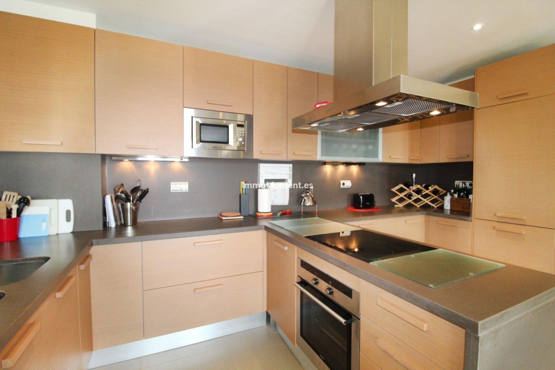 Resale - Villa - Benahavís - Benahavís Centro