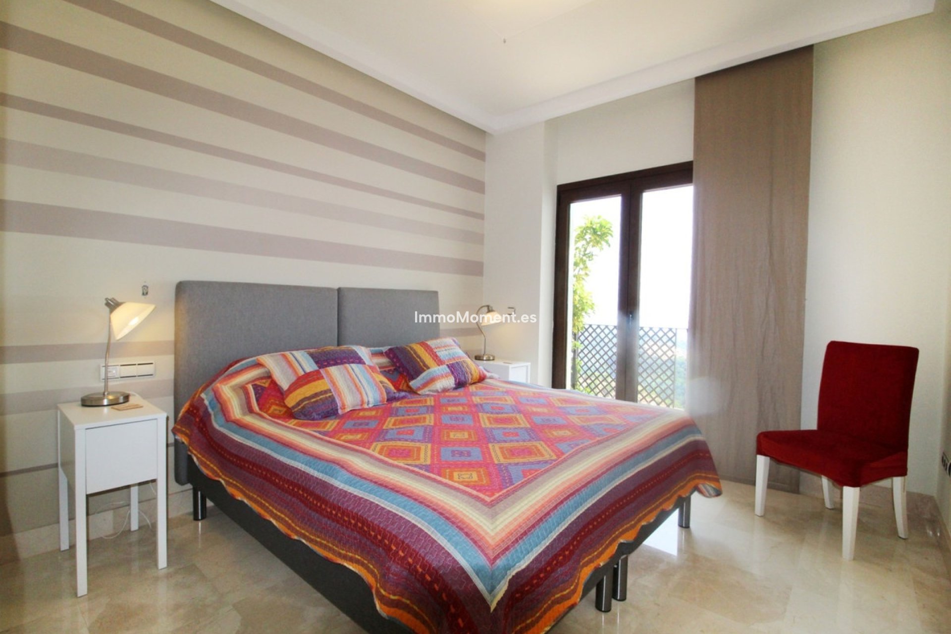 Resale - Villa - Benahavís - Benahavís Centro