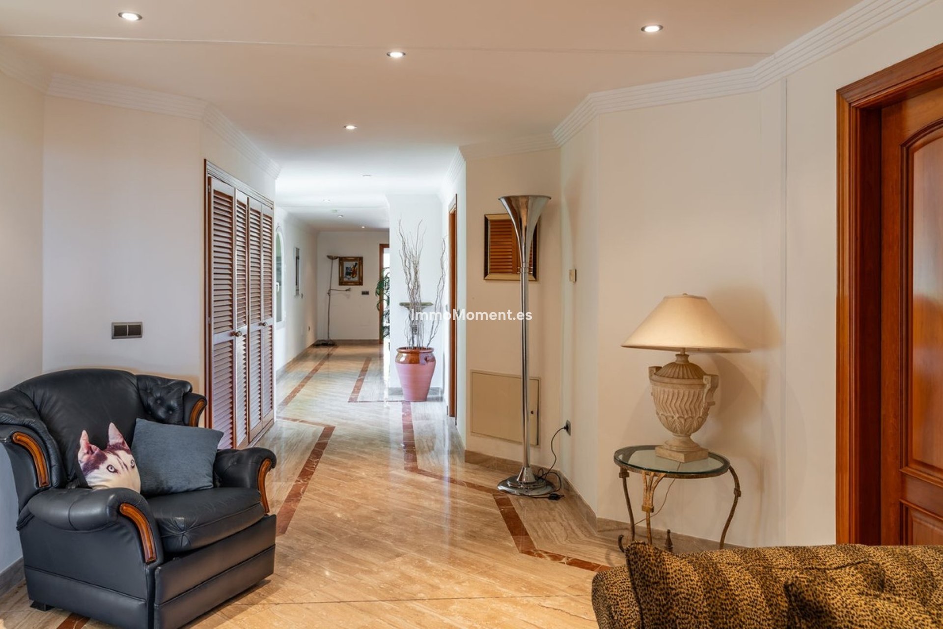 Resale - Villa - Benahavís - Benahavís Centro