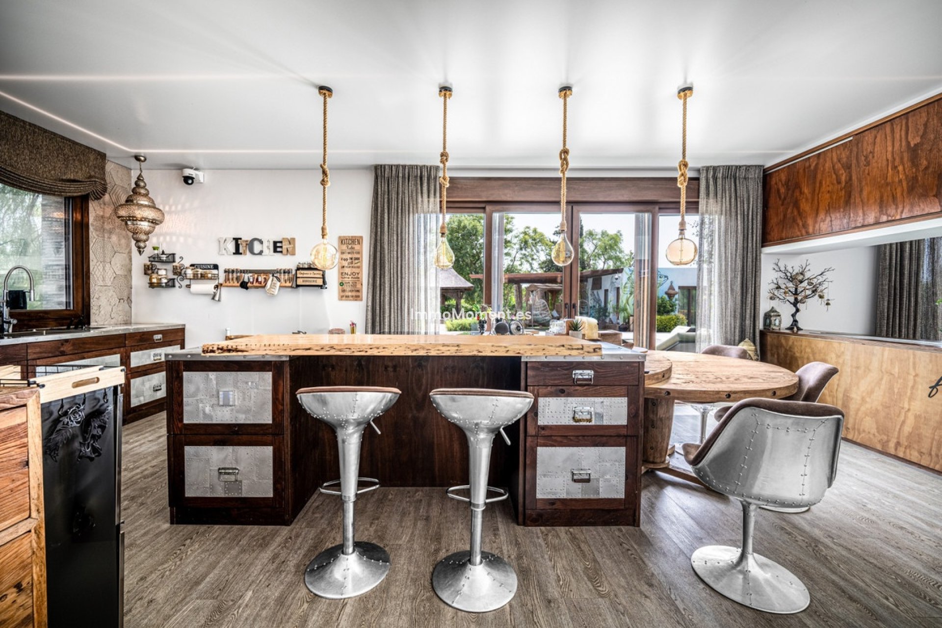 Resale - Villa - Benahavís - Benahavís Centro