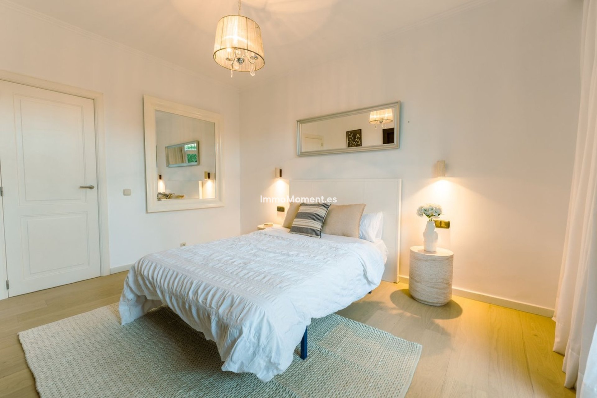 Resale - Villa - Benahavís - Benahavís Centro