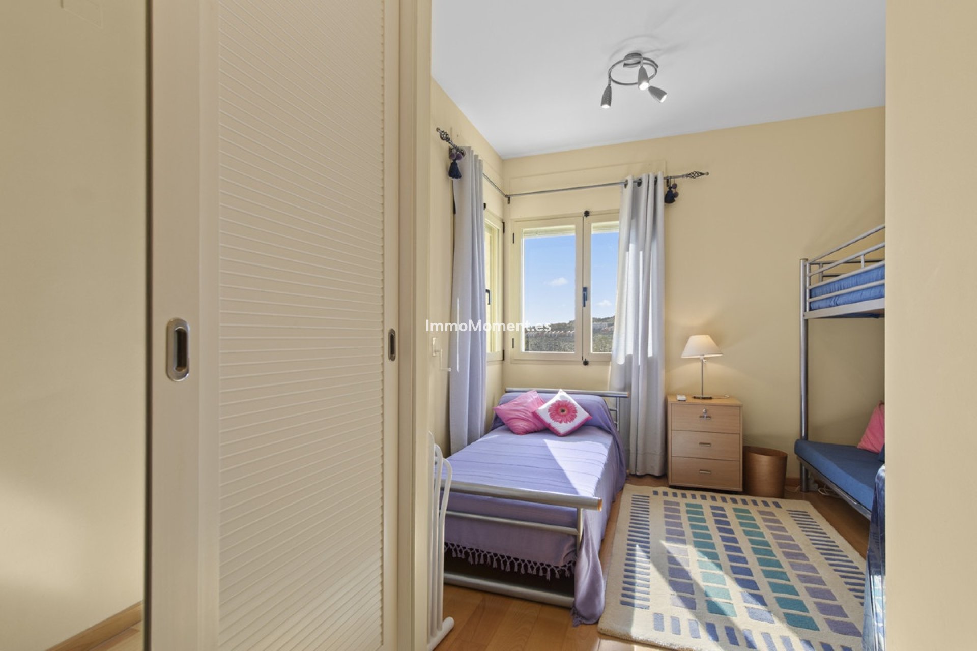 Resale - Villa - Benahavís - Benahavís Centro