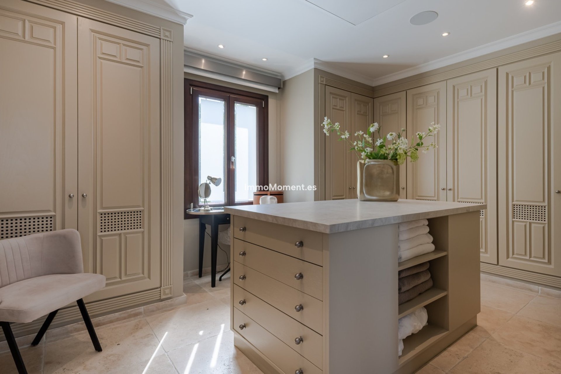 Resale - Villa - Benahavís - Benahavís Centro