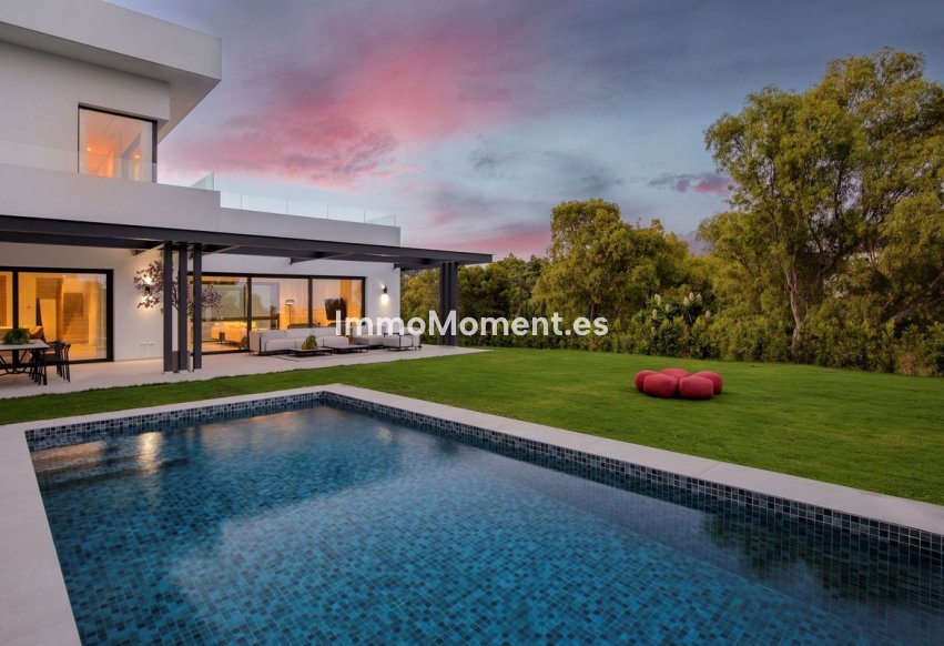 Resale - Villa - Benahavís - Benahavís Centro