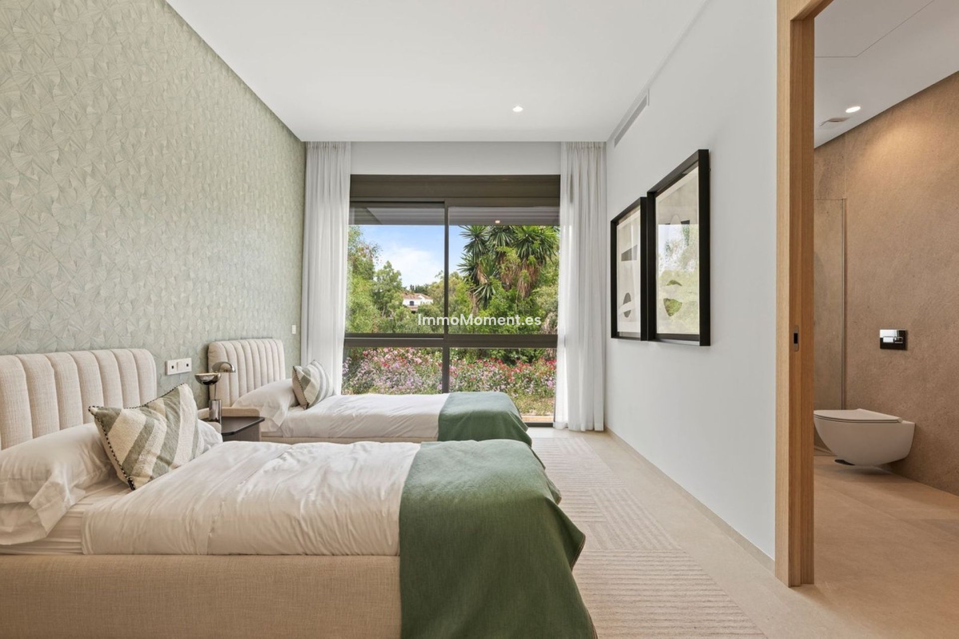 Resale - Villa - Benahavís - Benahavís Centro