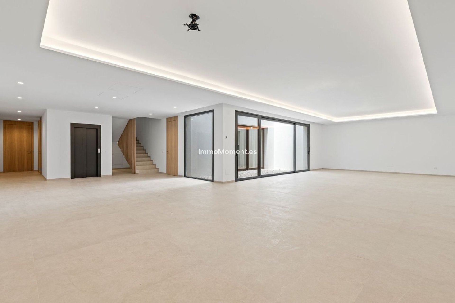 Resale - Villa - Benahavís - Benahavís Centro