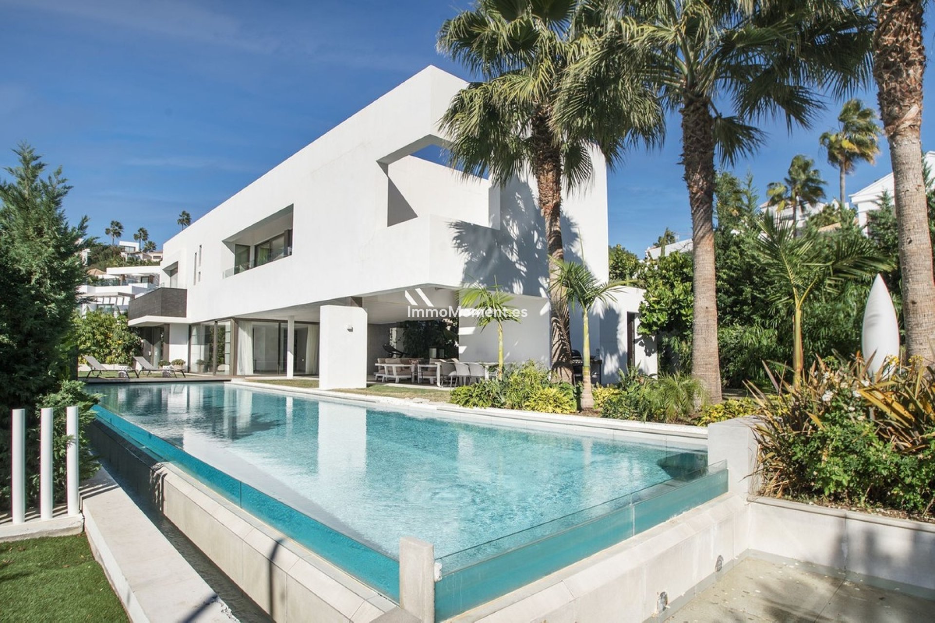 Resale - Villa - Benahavís - Benahavís Centro