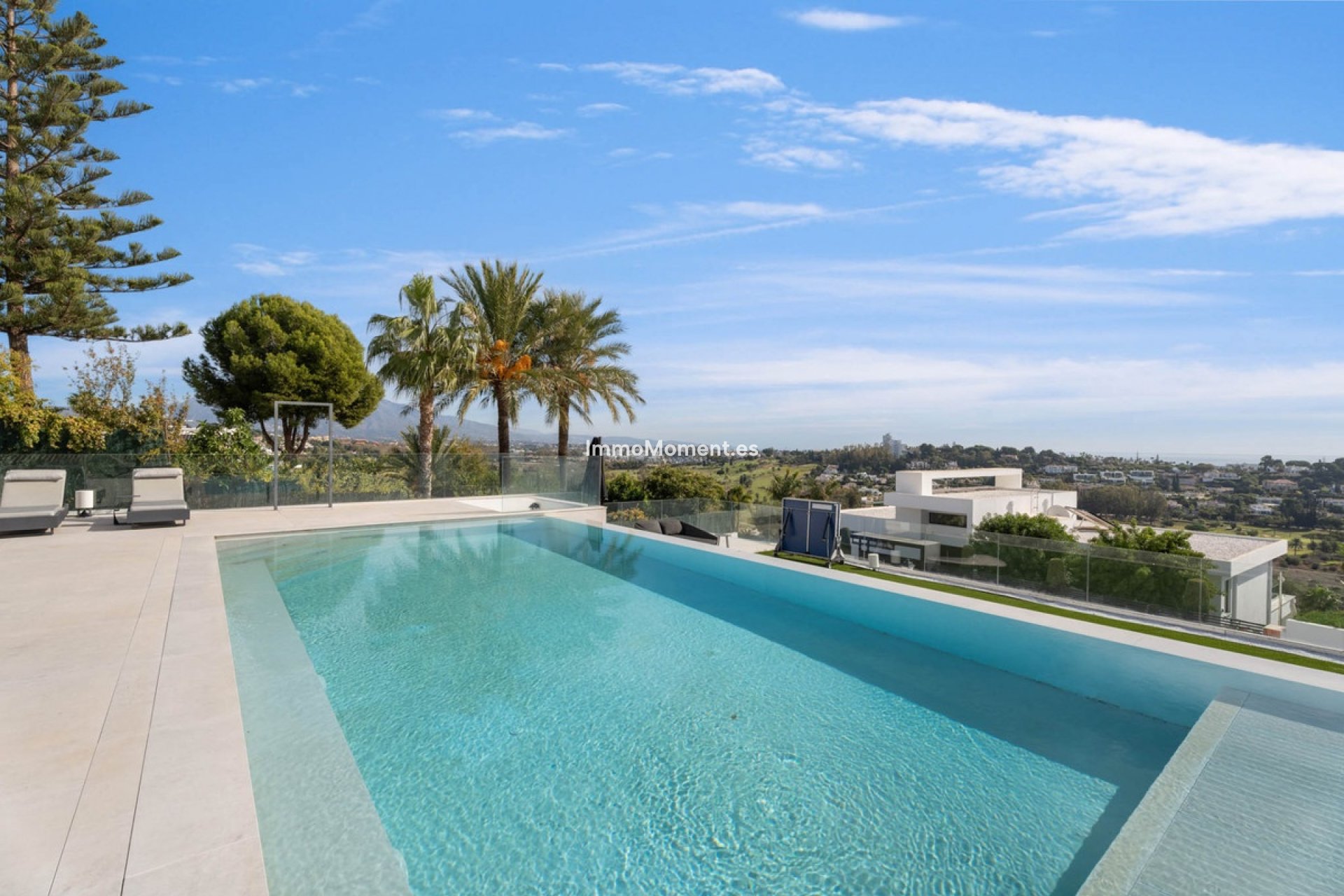 Resale - Villa - Benahavís - Benahavís Centro