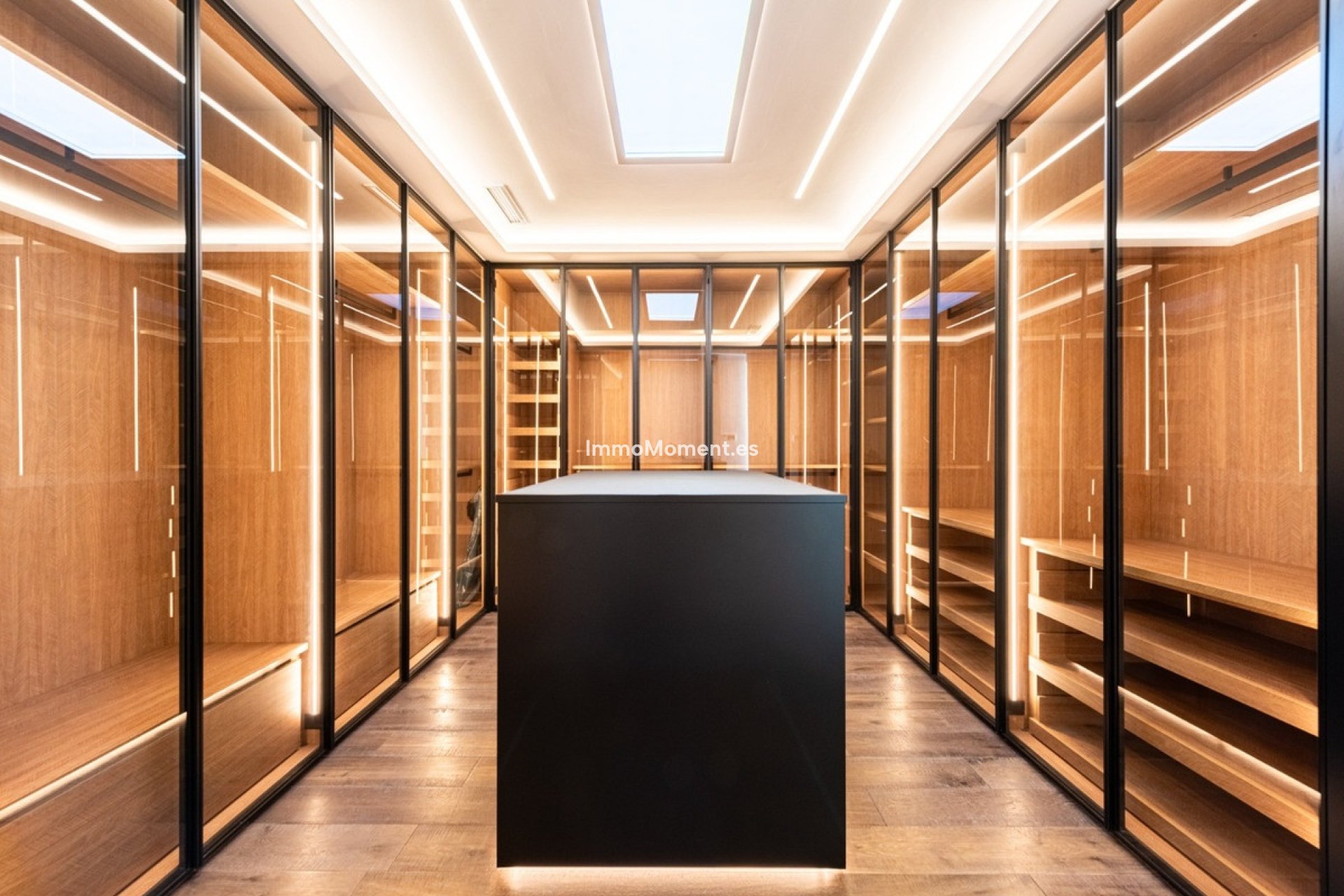 Resale - Villa - Benahavís - Benahavís Centro