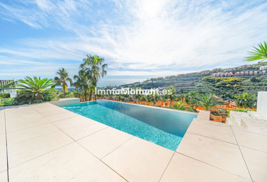 Resale - Villa - Benahavís - Benahavís Centro