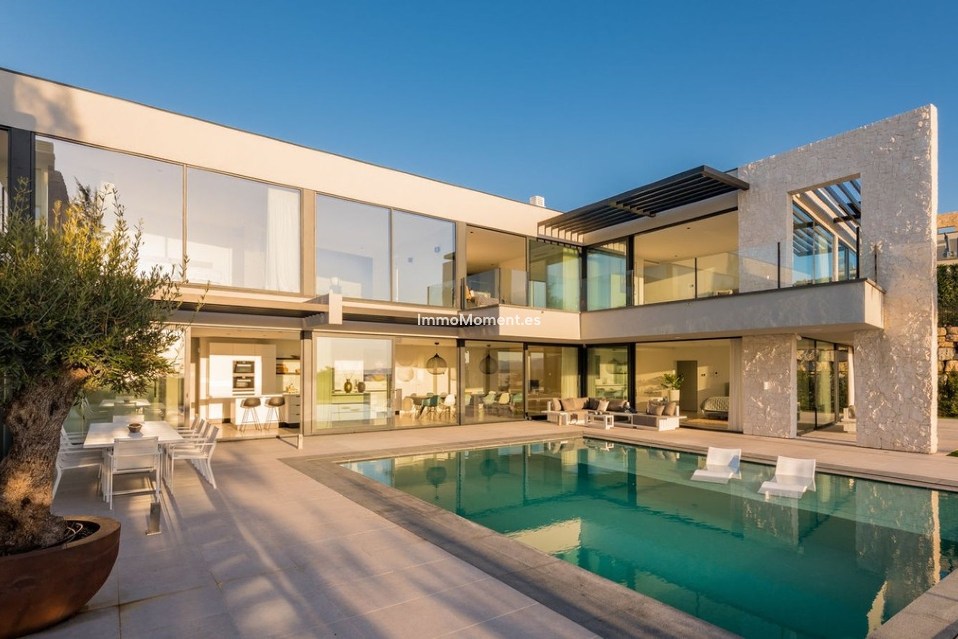 Resale - Villa - Benahavís - Benahavís Centro