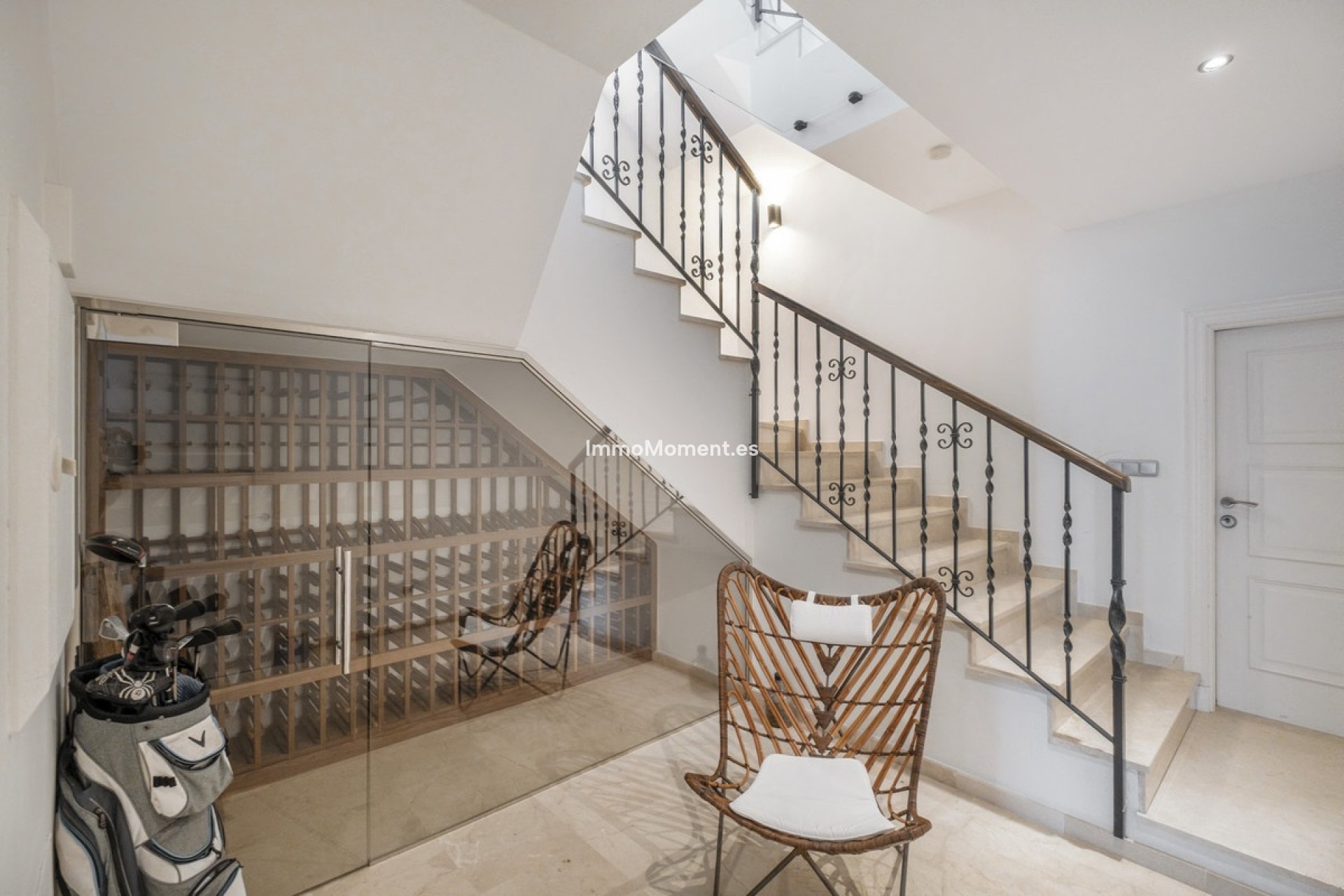 Resale - Villa - Benahavís - El Madroñal