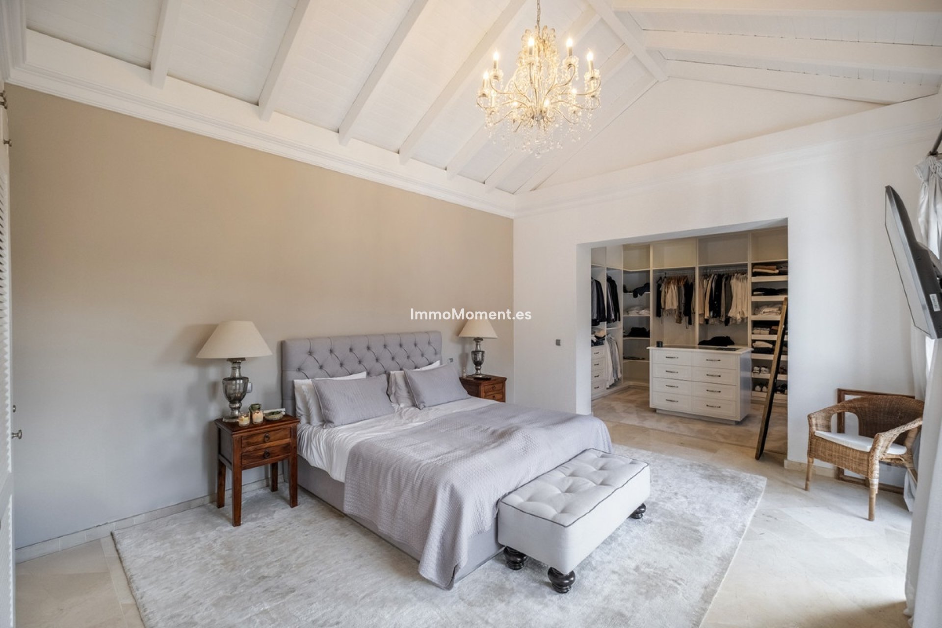 Resale - Villa - Benahavís - El Madroñal