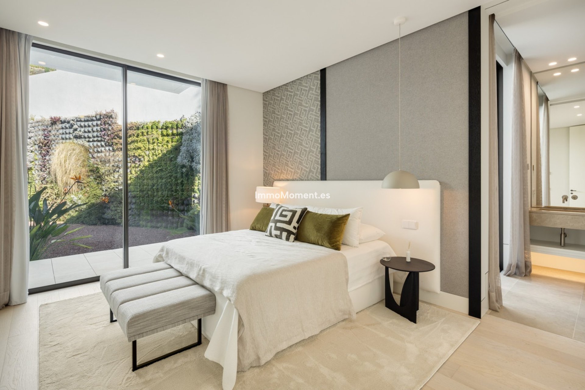 Resale - Villa - Benahavís - La Quinta