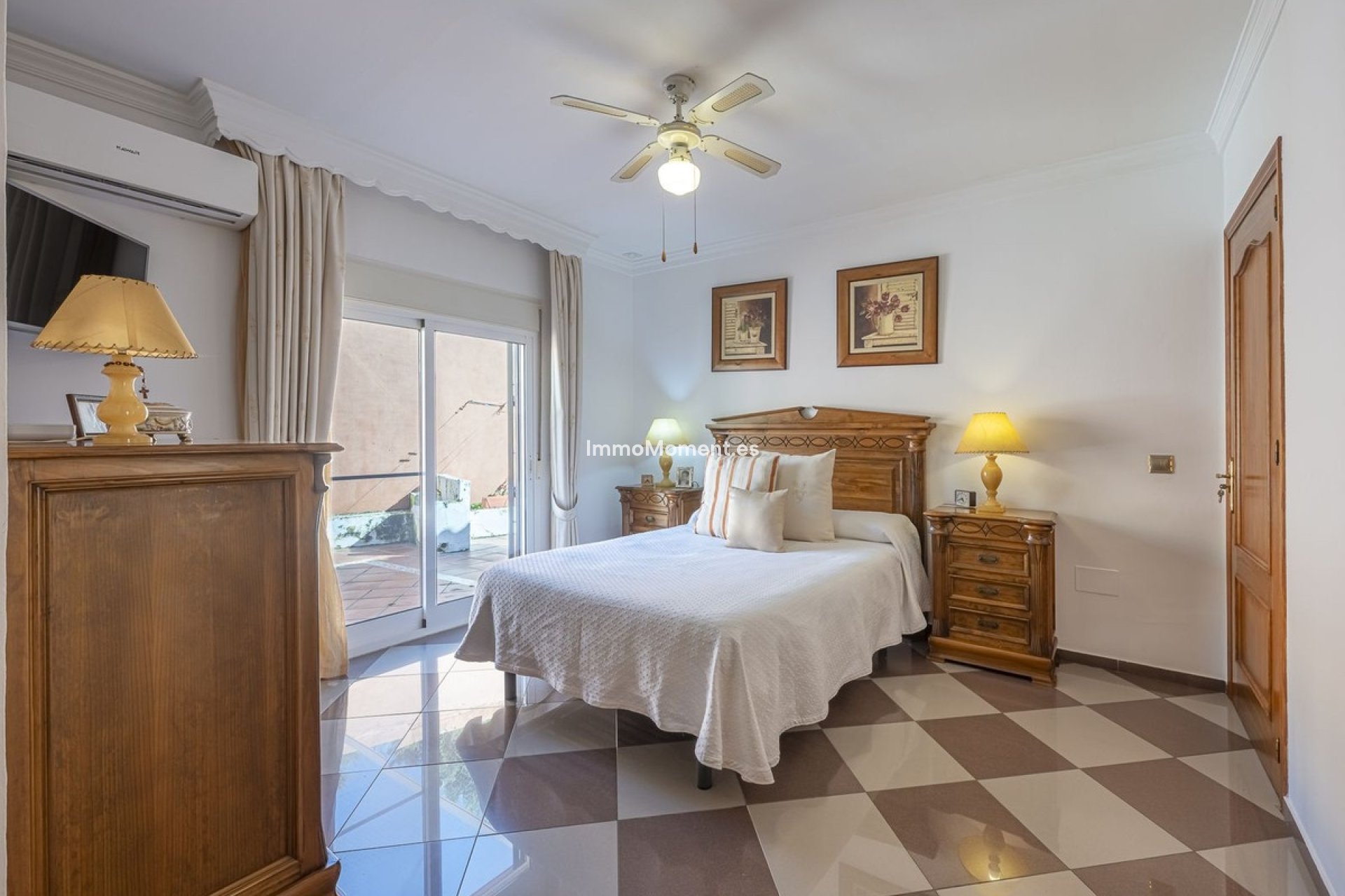 Resale - Villa - Benahavís - La Quinta