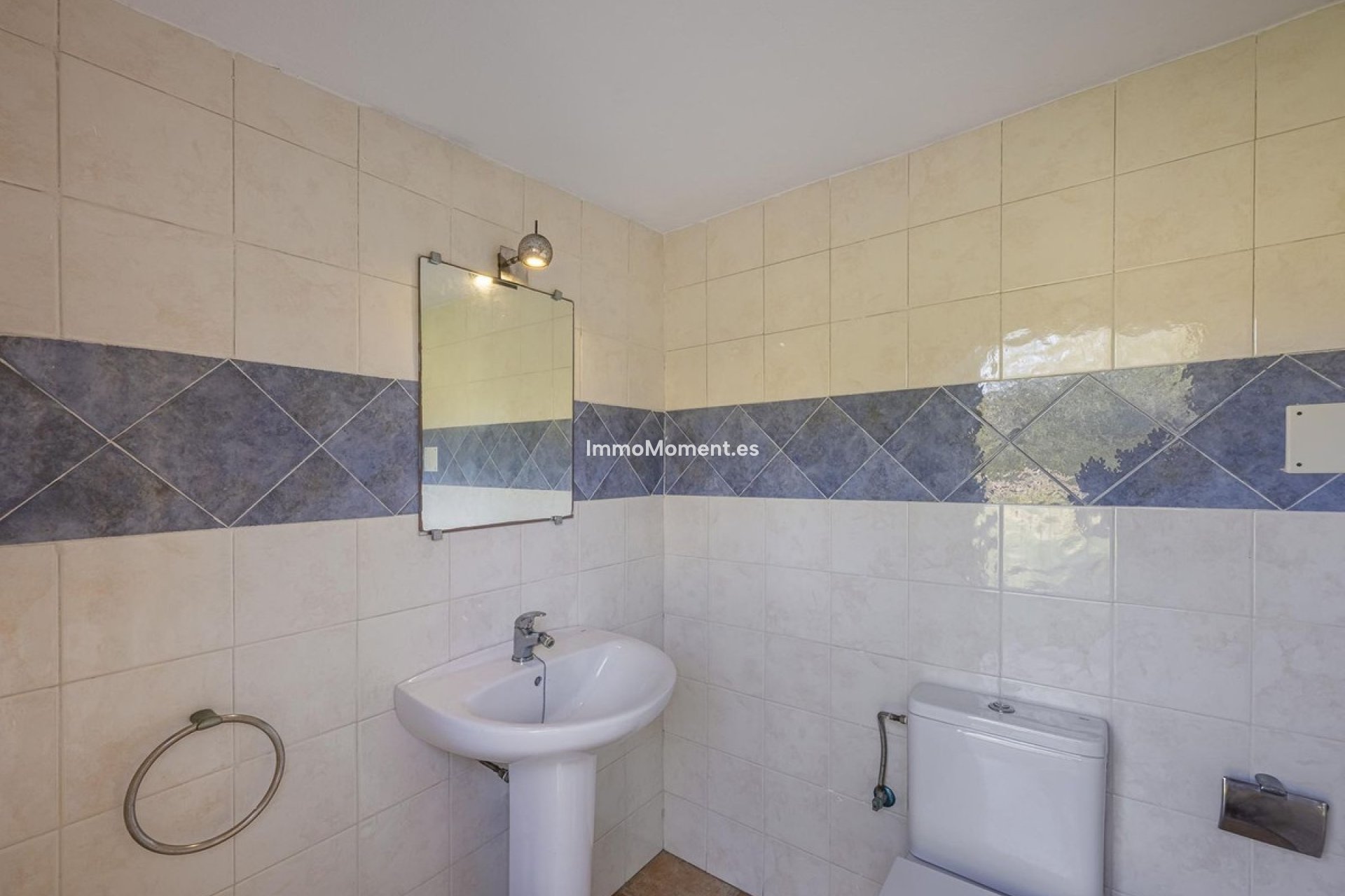 Resale - Villa - Benahavís - La Quinta