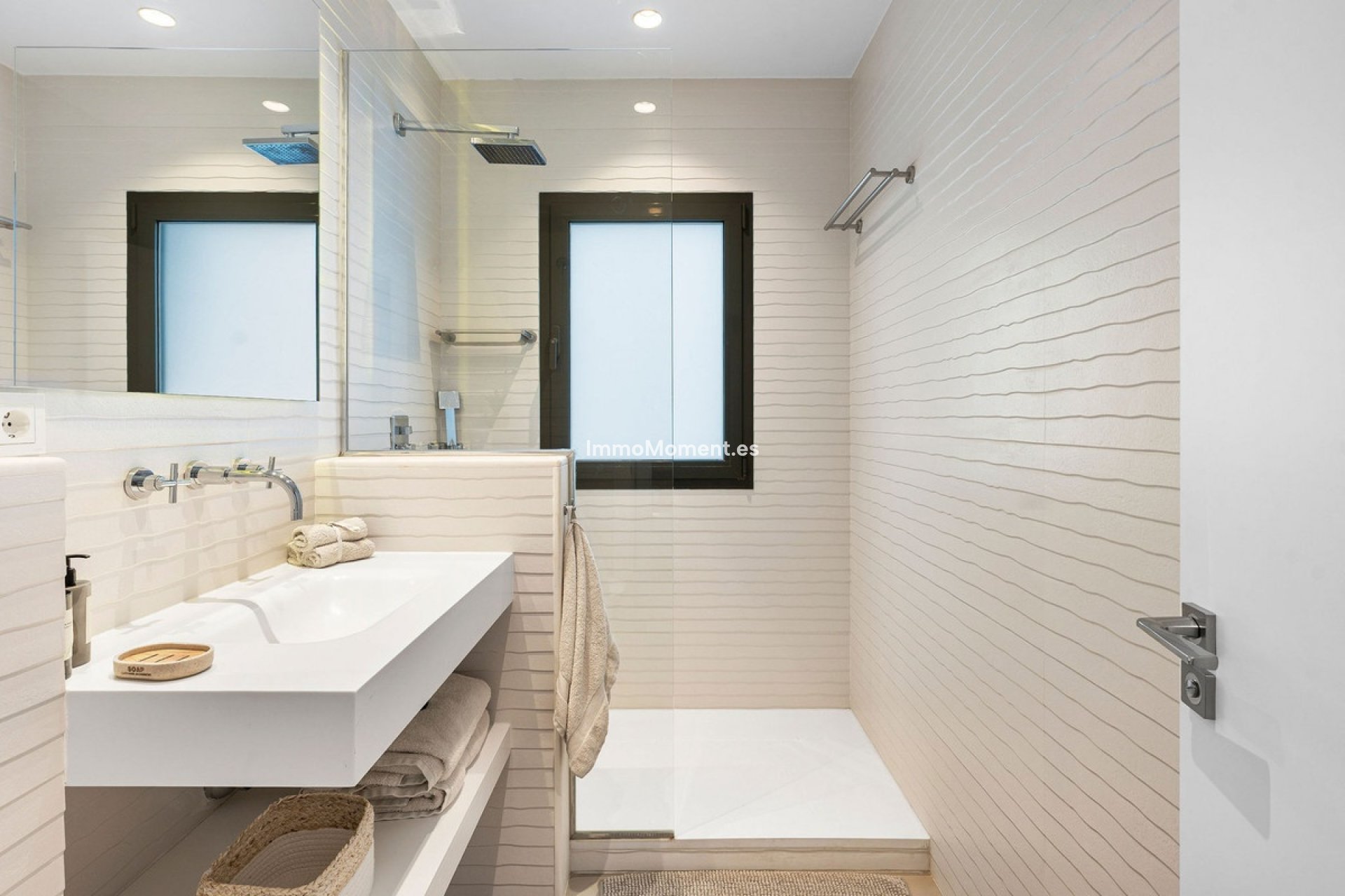 Resale - Villa - Benahavís - La Quinta