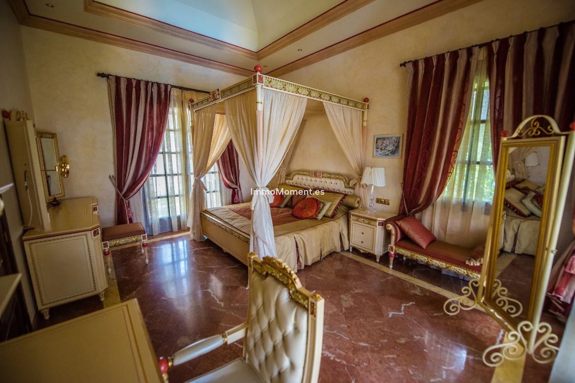 Resale - Villa - Benahavís - La Zagaleta