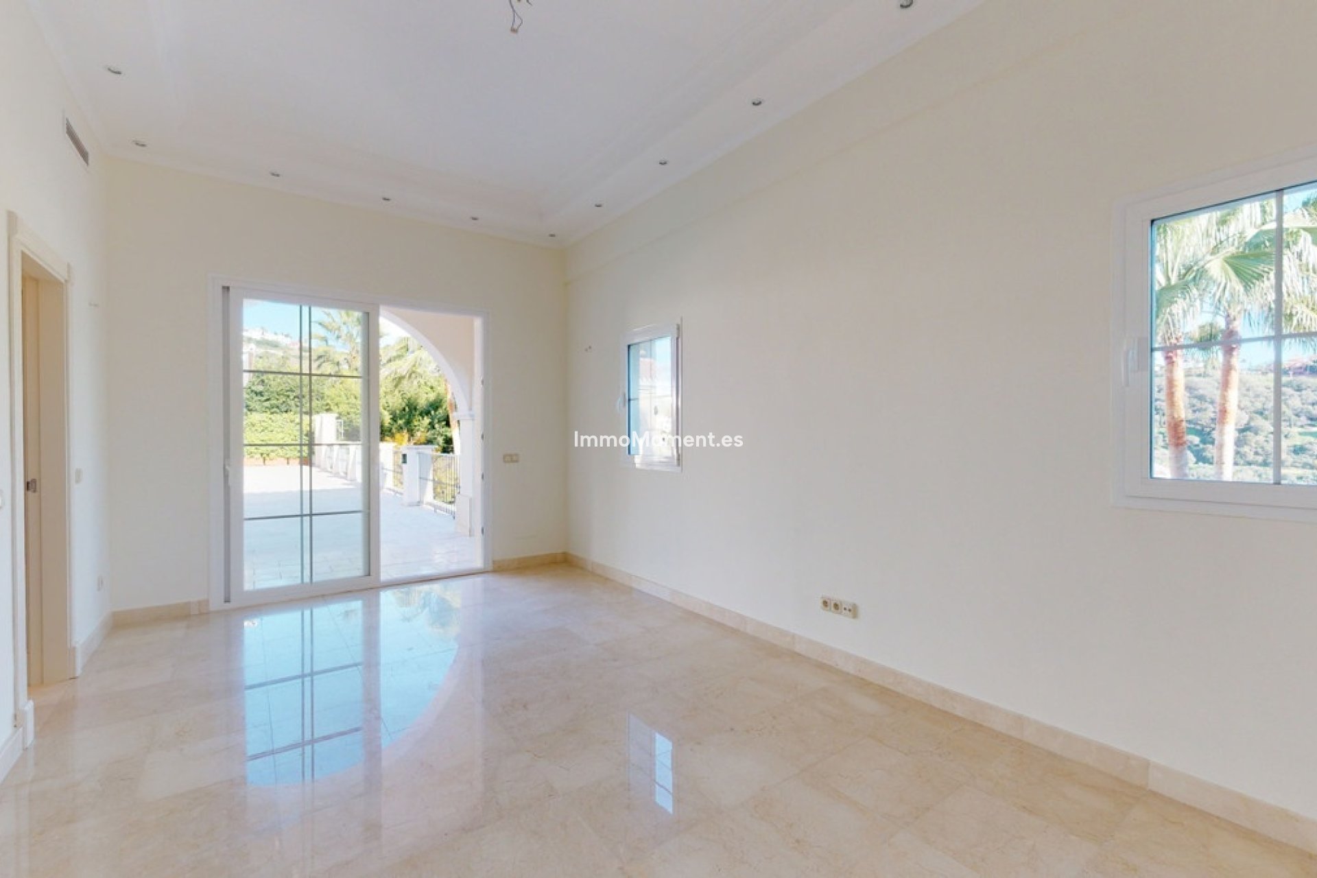 Resale - Villa - Benahavís - Los Arqueros