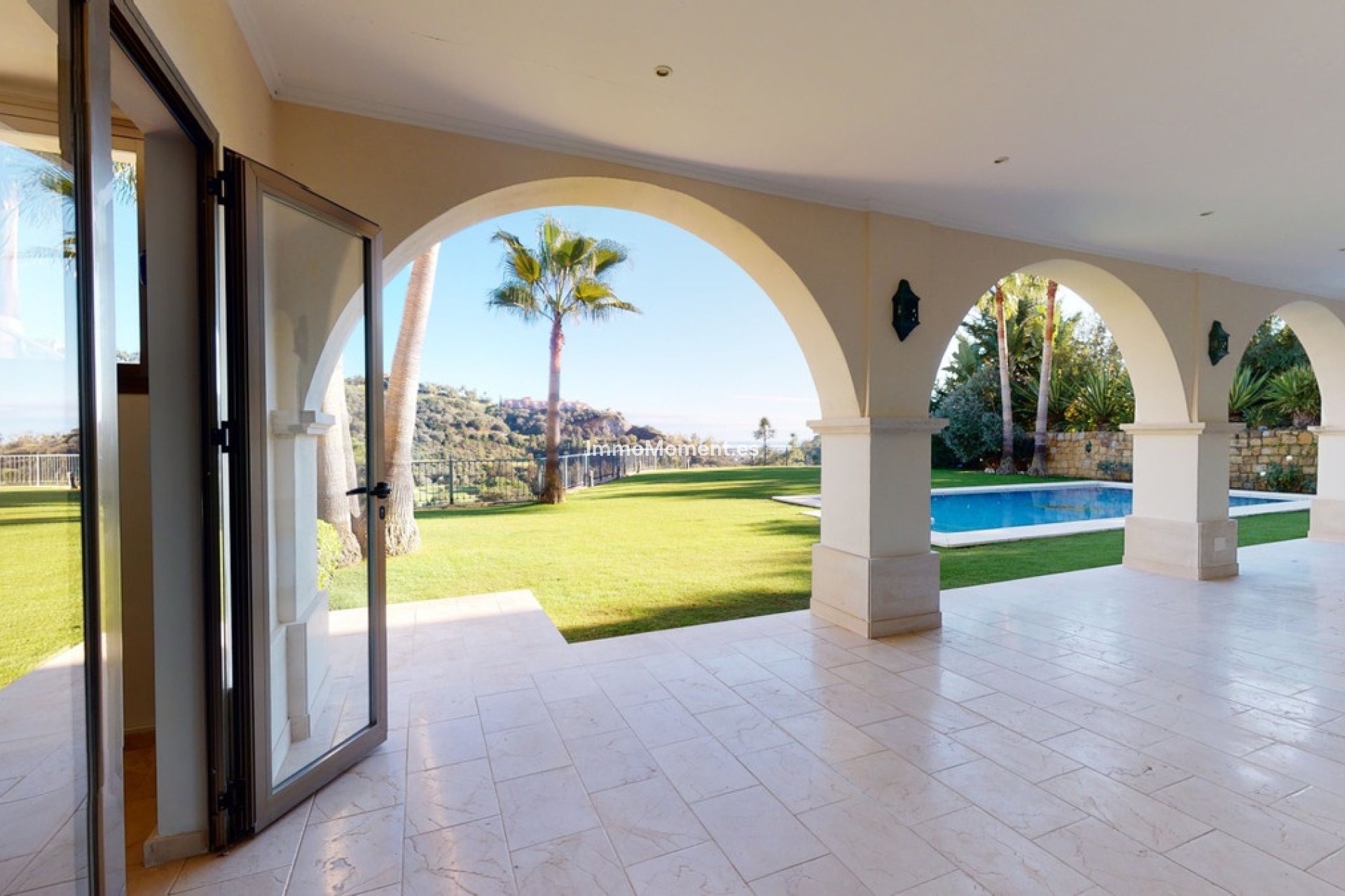 Resale - Villa - Benahavís - Los Arqueros