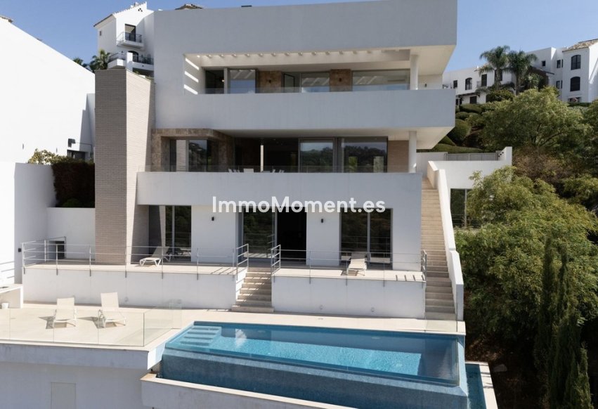 Resale - Villa - Benahavís - Los Arqueros