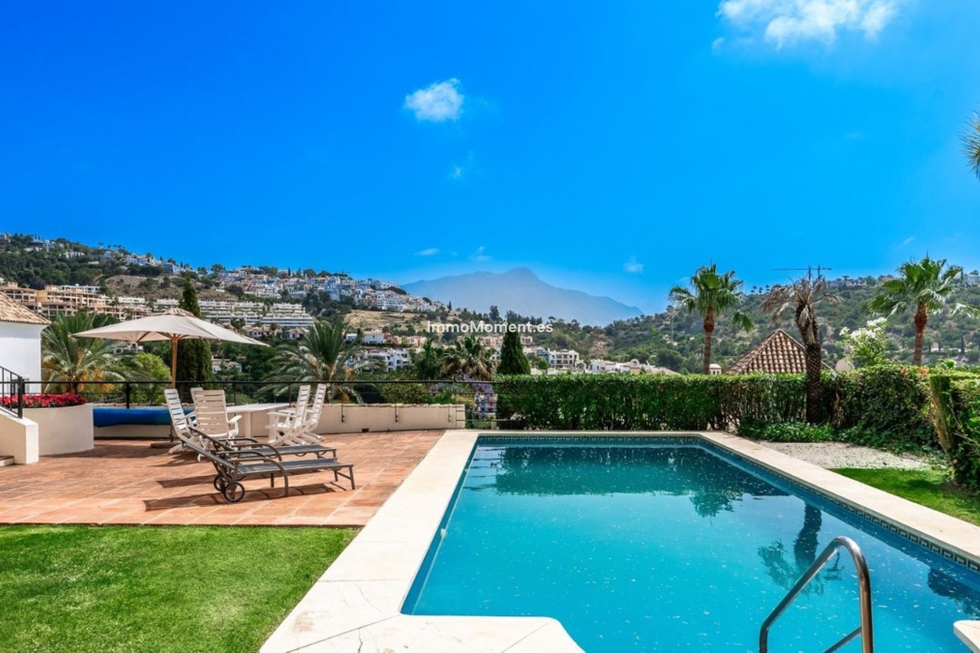 Resale - Villa - Benahavís - Los Arqueros