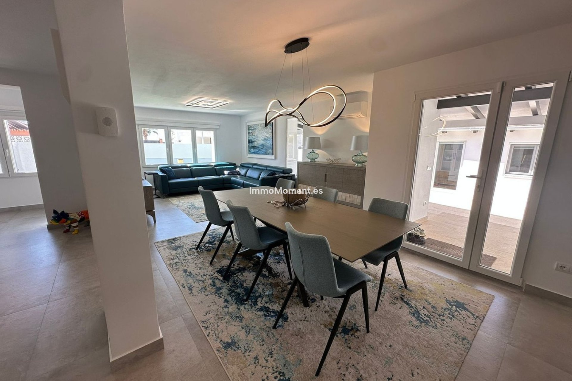 Resale - Villa - Benalmadena - Benalmadena Centro