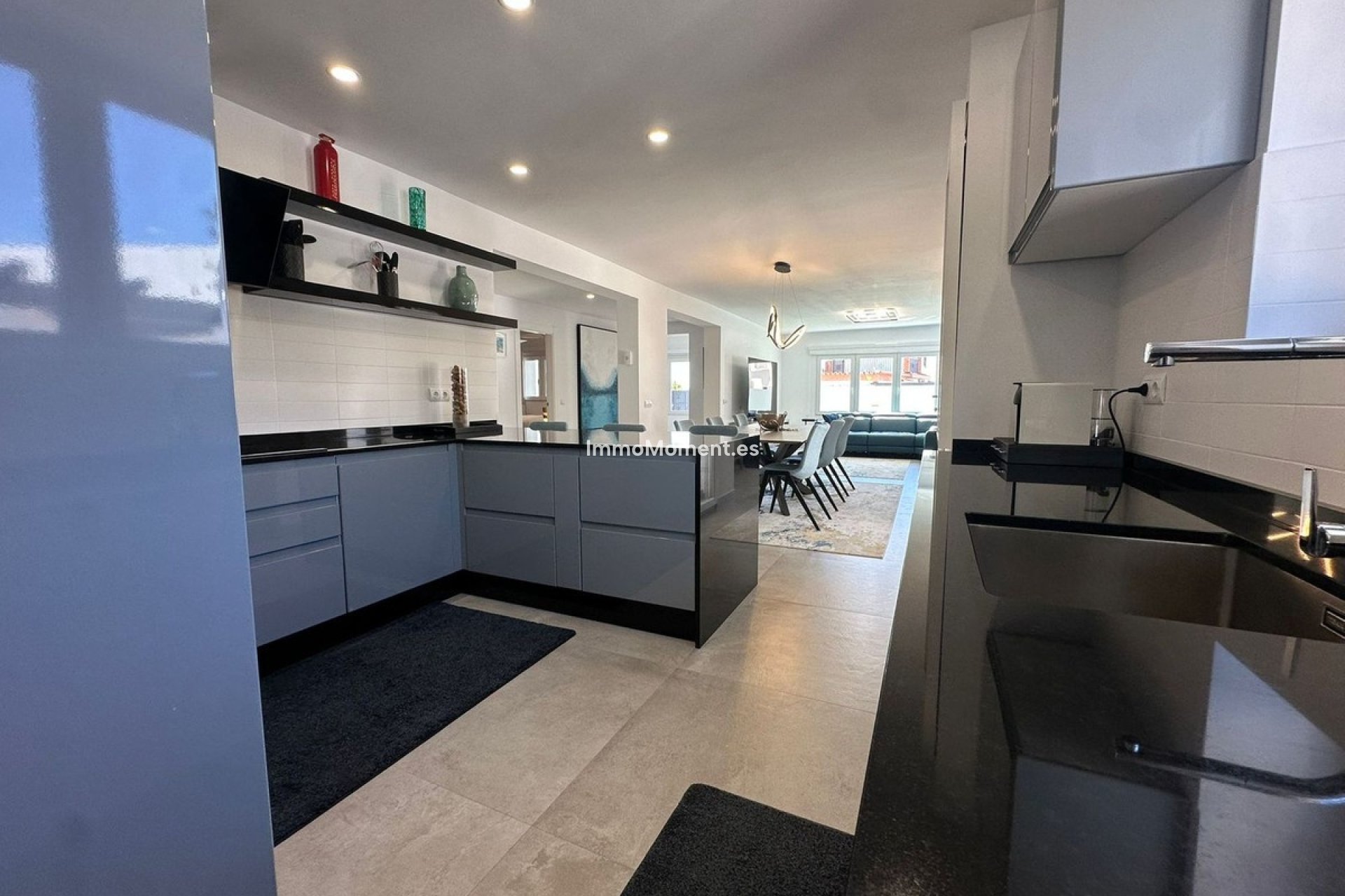 Resale - Villa - Benalmadena - Benalmadena Centro