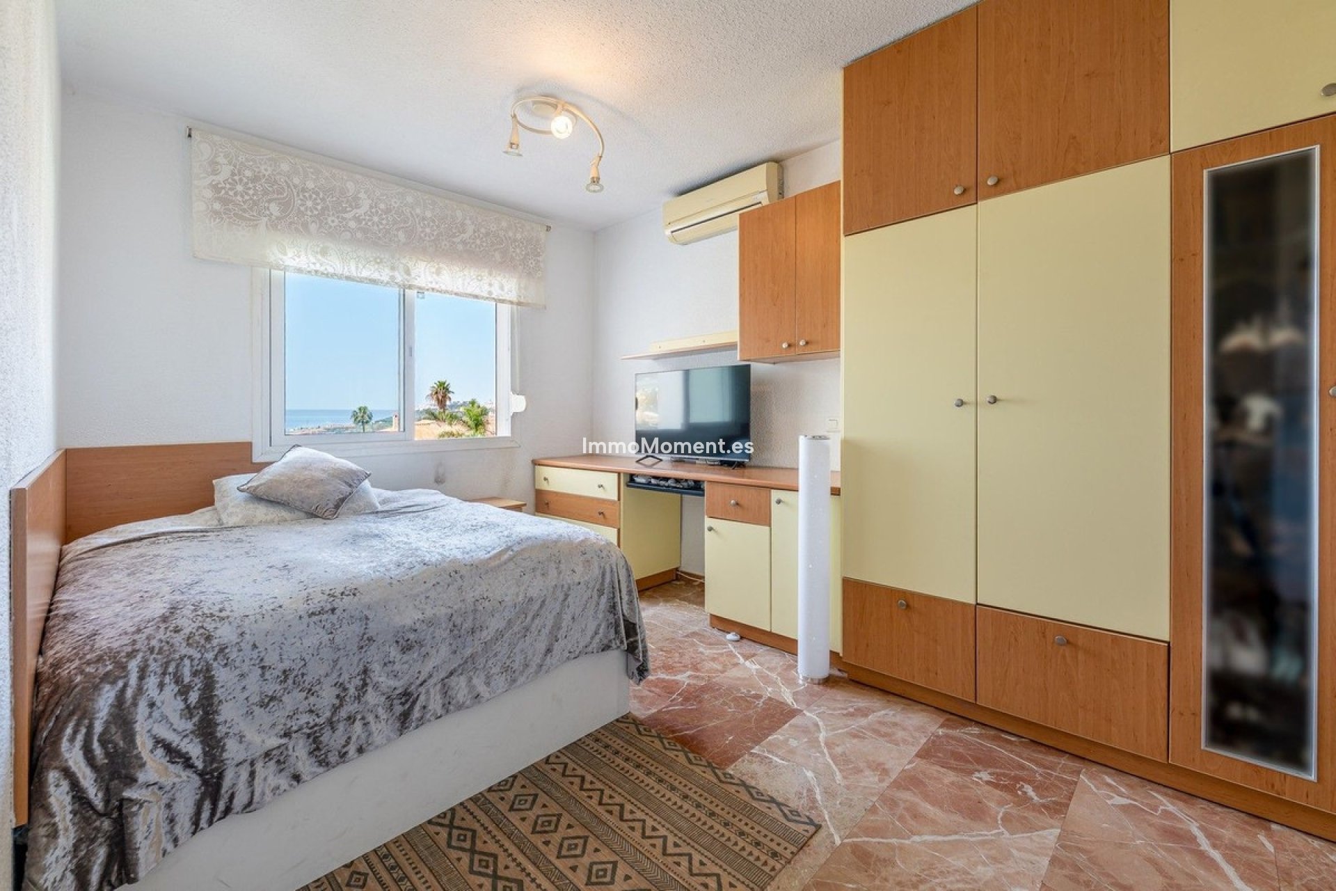 Resale - Villa - Benalmadena - Benalmadena Centro