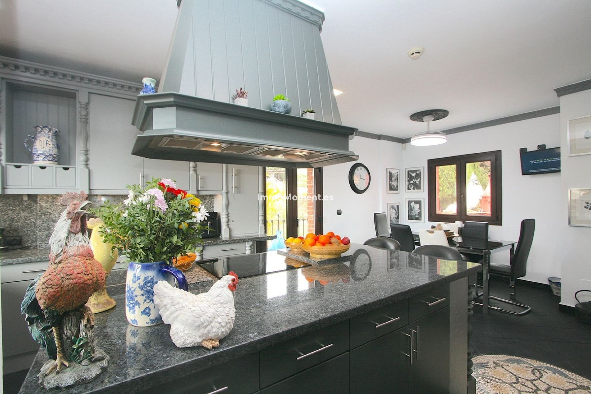 Resale - Villa - Benalmadena - Benalmadena Costa