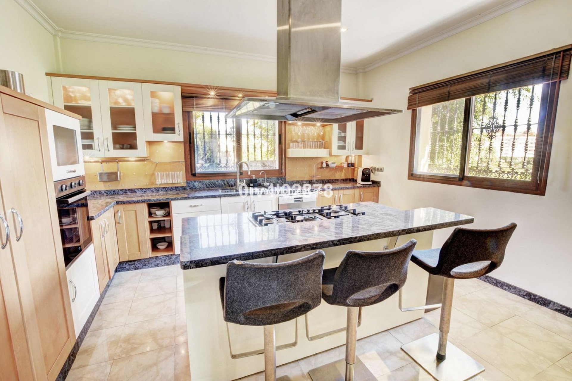 Resale - Villa - Benalmadena - Benalmadena Costa