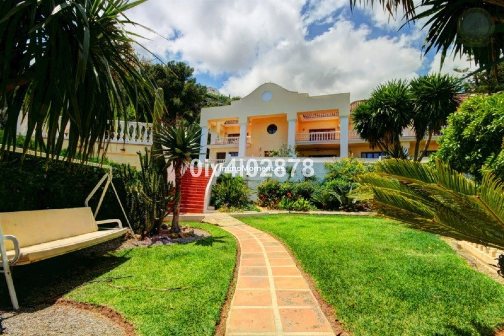 Resale - Villa - Benalmadena - Benalmadena Pueblo