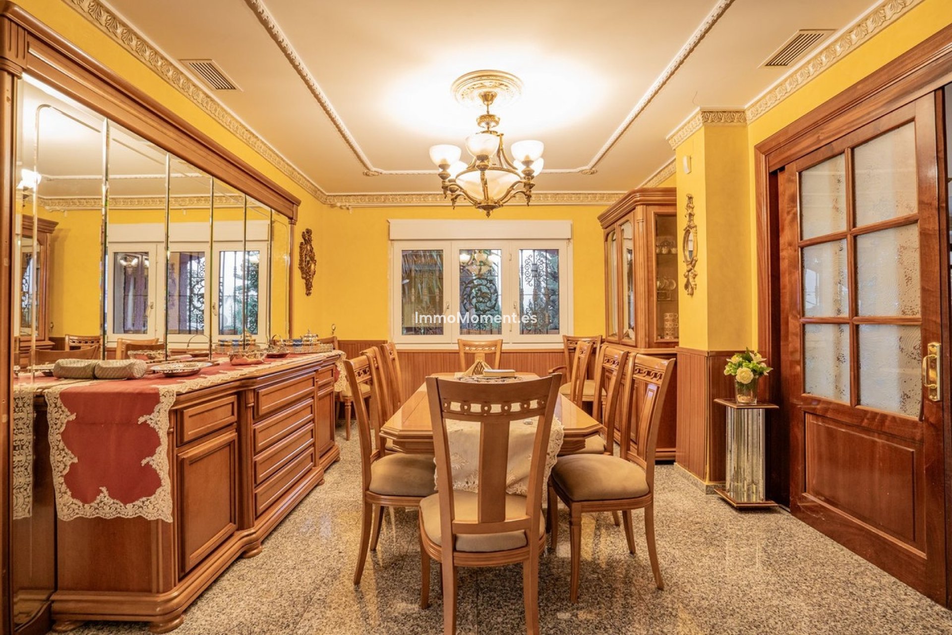 Resale - Villa - Benalmadena - Benalmadena Pueblo