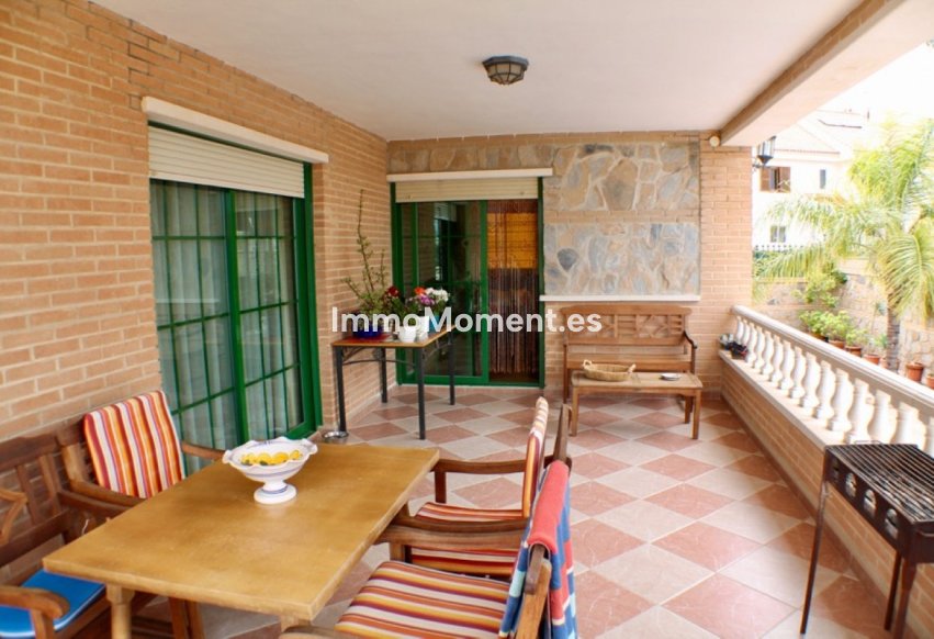 Resale - Villa - Benidorm - Benidorm Centro