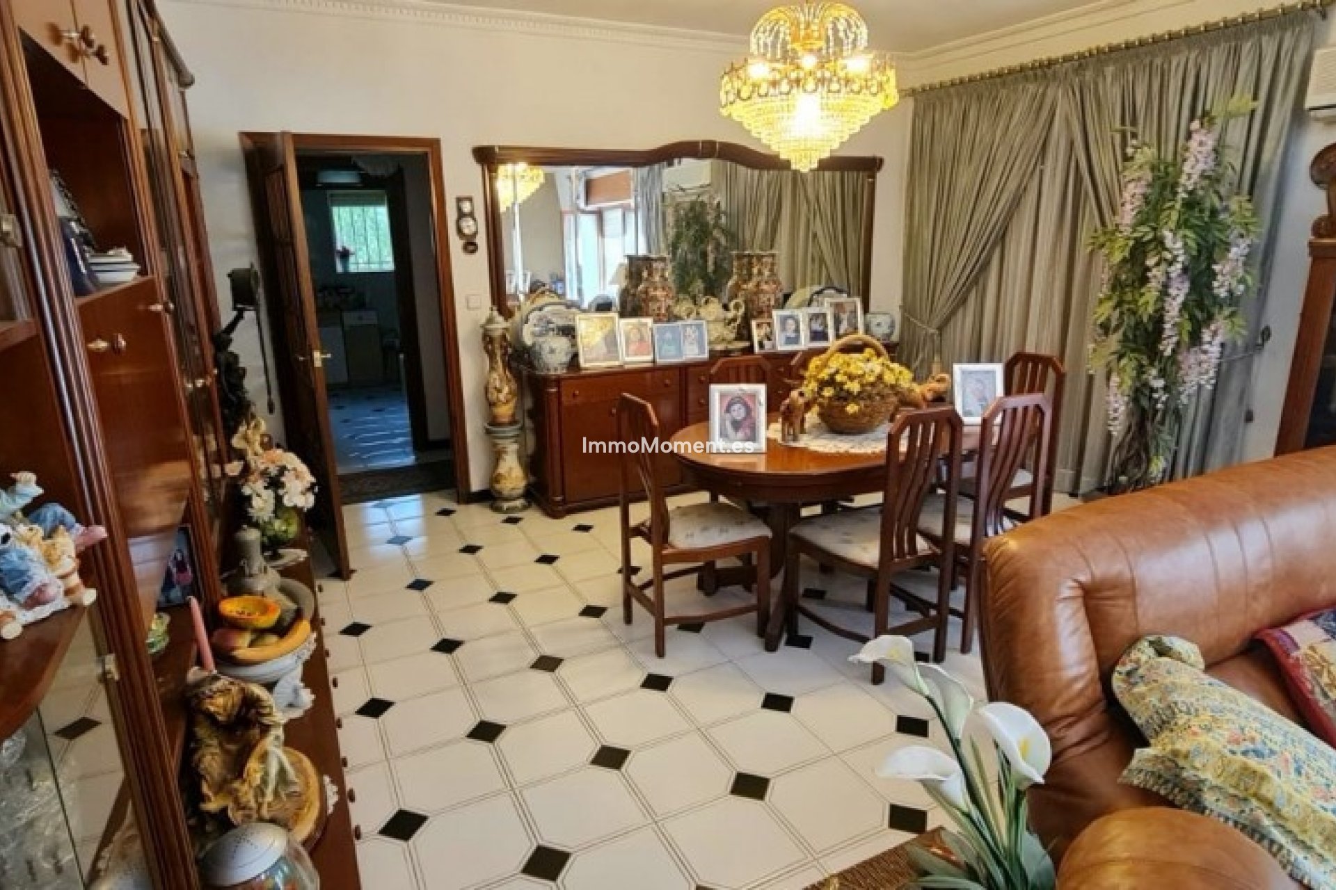 Resale - Villa - Benidorm - Benidorm Centro