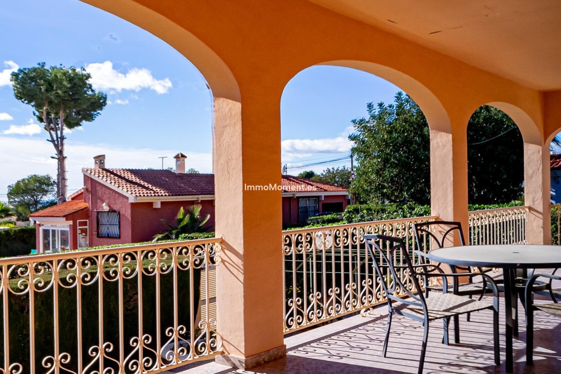 Resale - Villa - Benidorm - Benidorm Centro