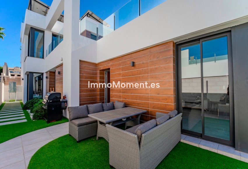 Resale - Villa - Benijofar