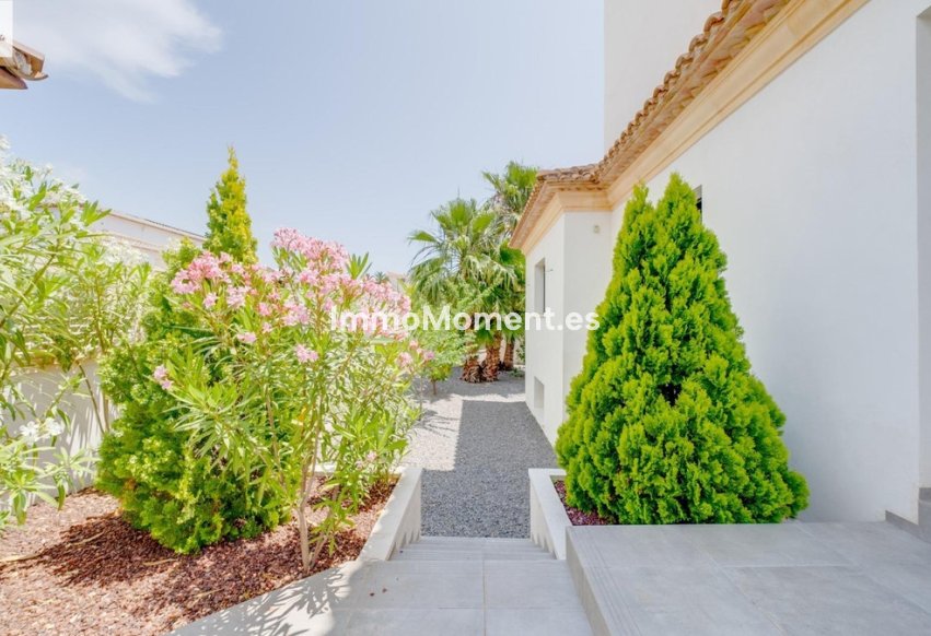 Resale - Villa - Calpe - Calpe Centro