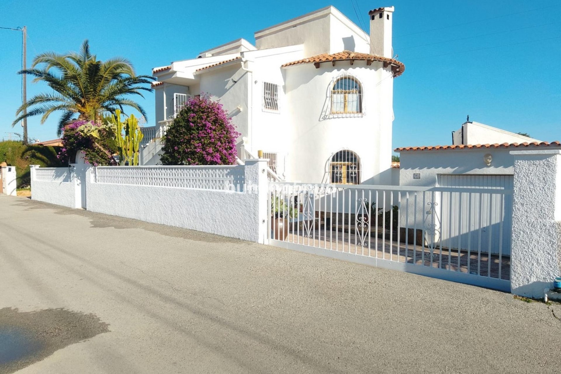 Resale - Villa - Calpe - Calpe Centro