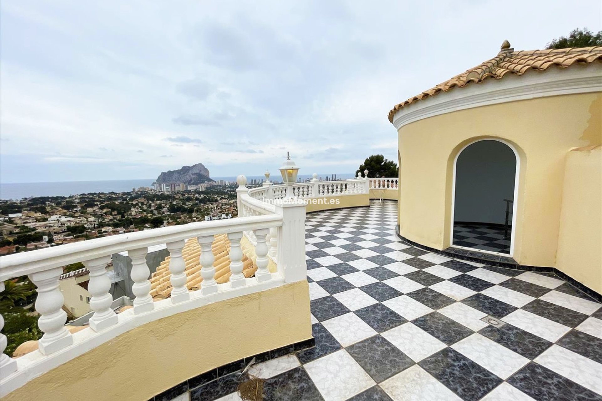 Resale - Villa - Calpe - Calpe Centro