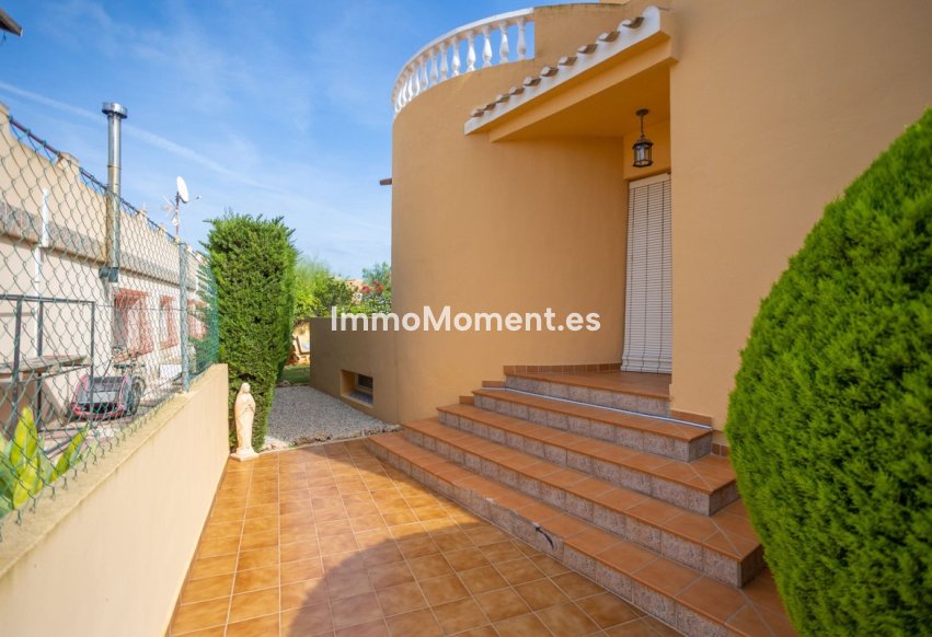 Resale - Villa - Cartagena - Playa Honda