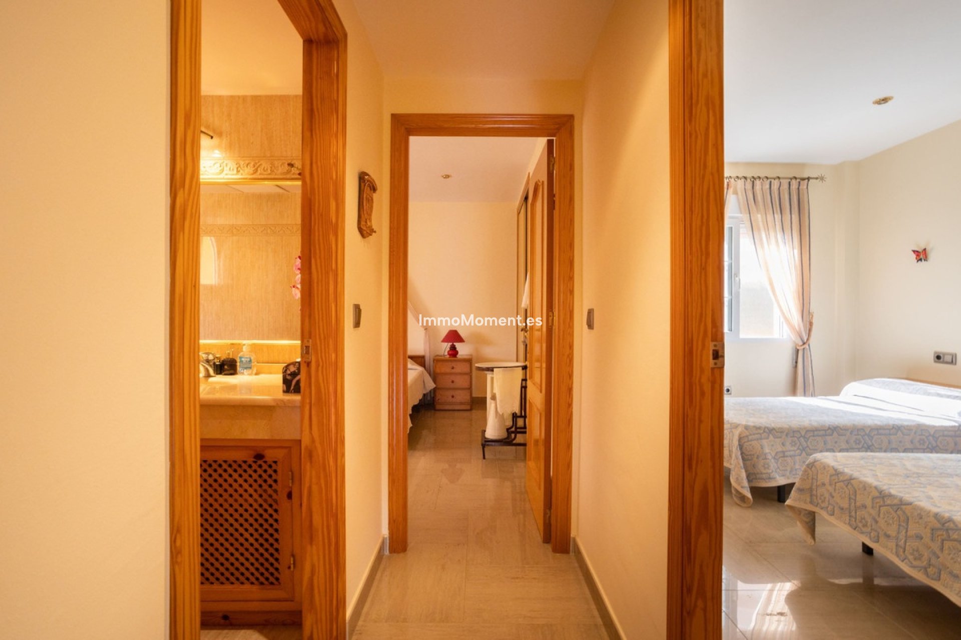 Resale - Villa - Cartagena - Playa Honda