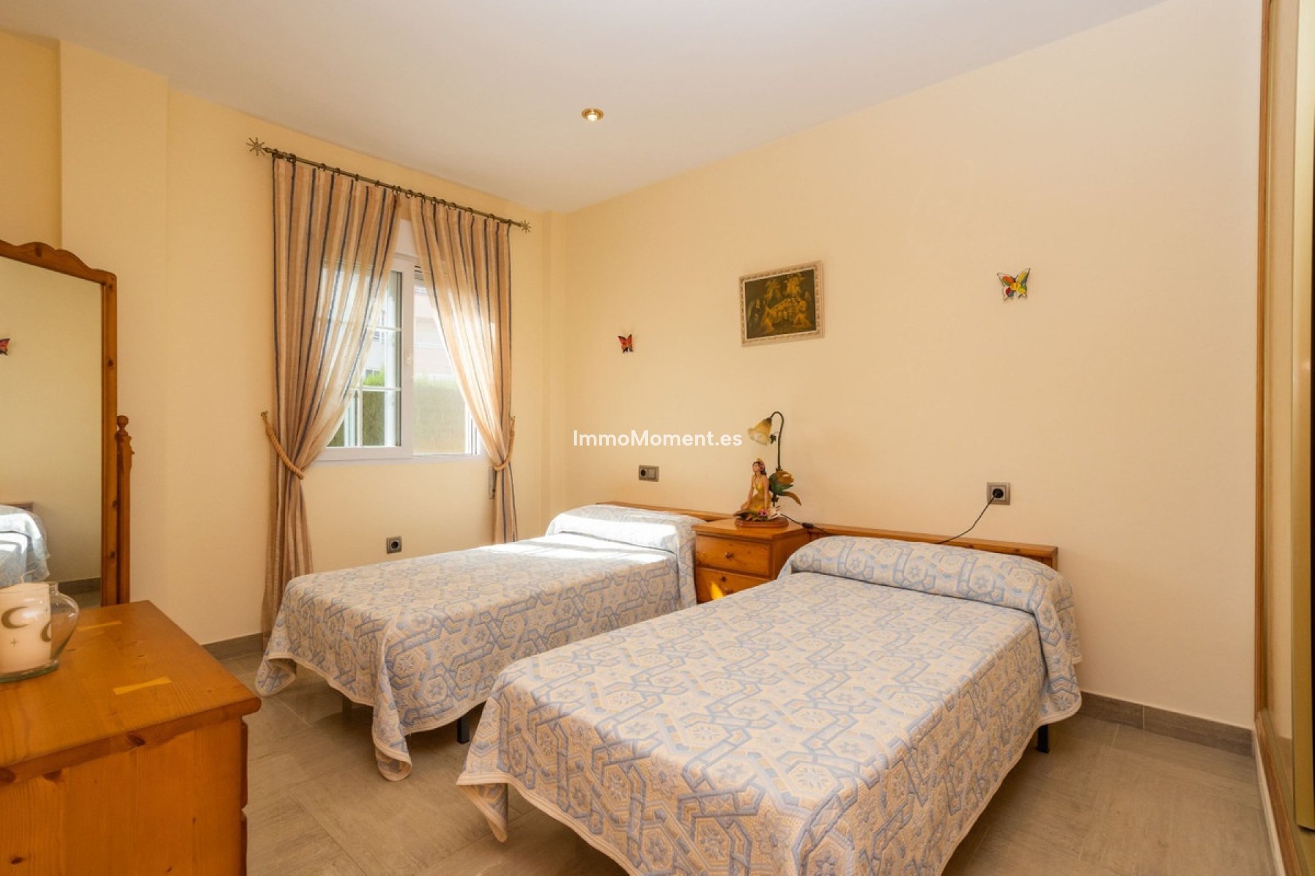 Resale - Villa - Cartagena - Playa Honda