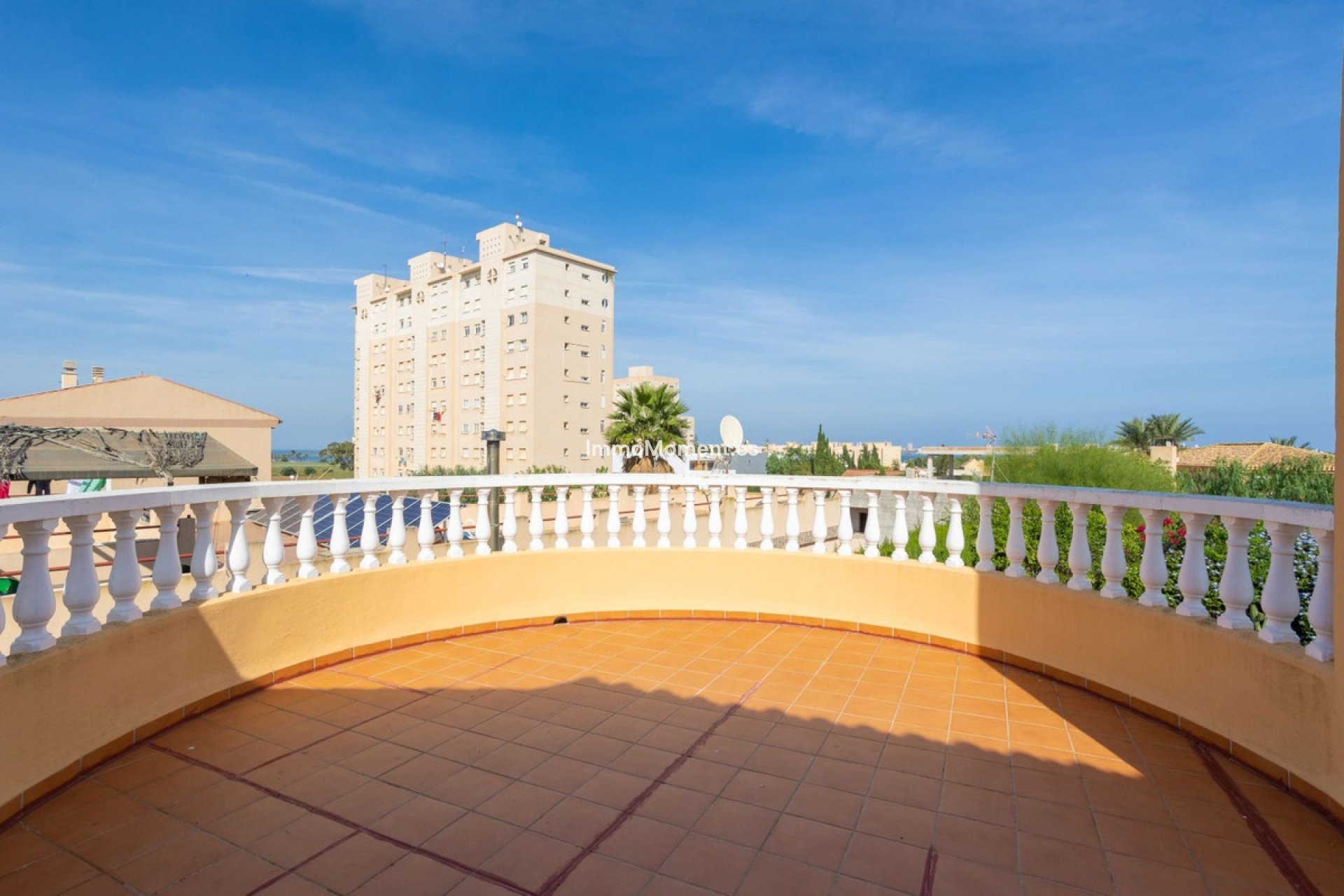 Resale - Villa - Cartagena - Playa Honda