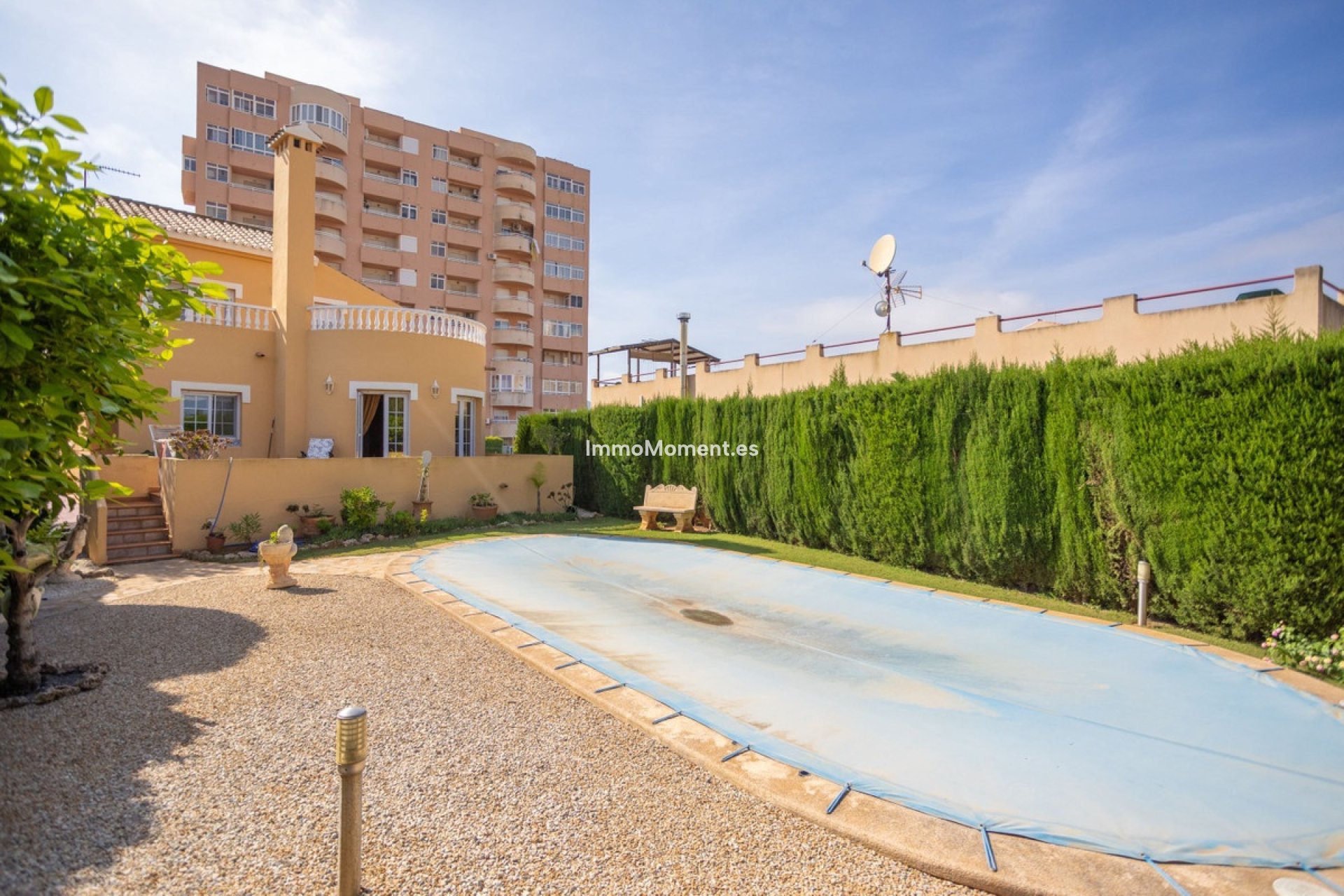 Resale - Villa - Cartagena - Playa Honda