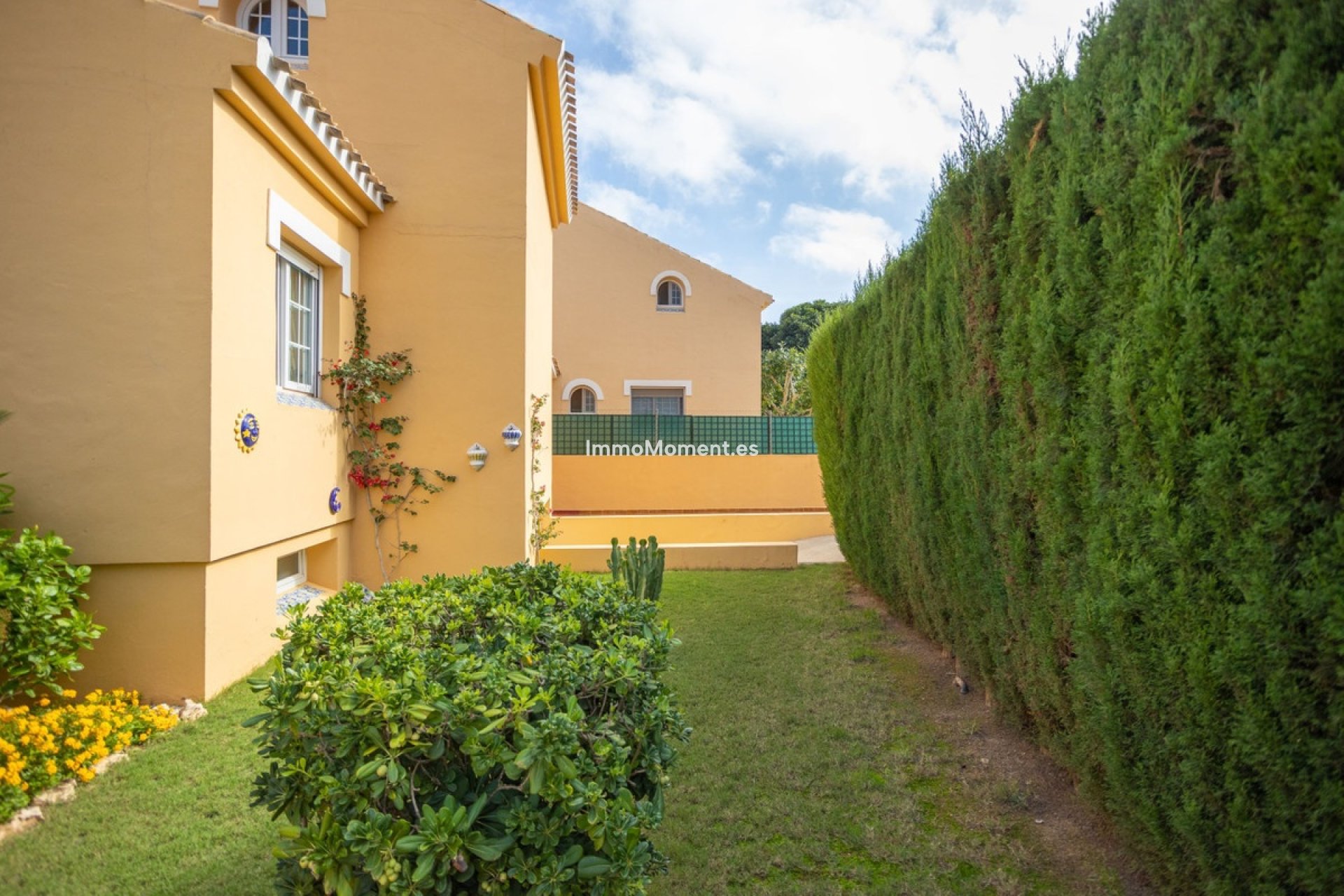 Resale - Villa - Cartagena - Playa Honda