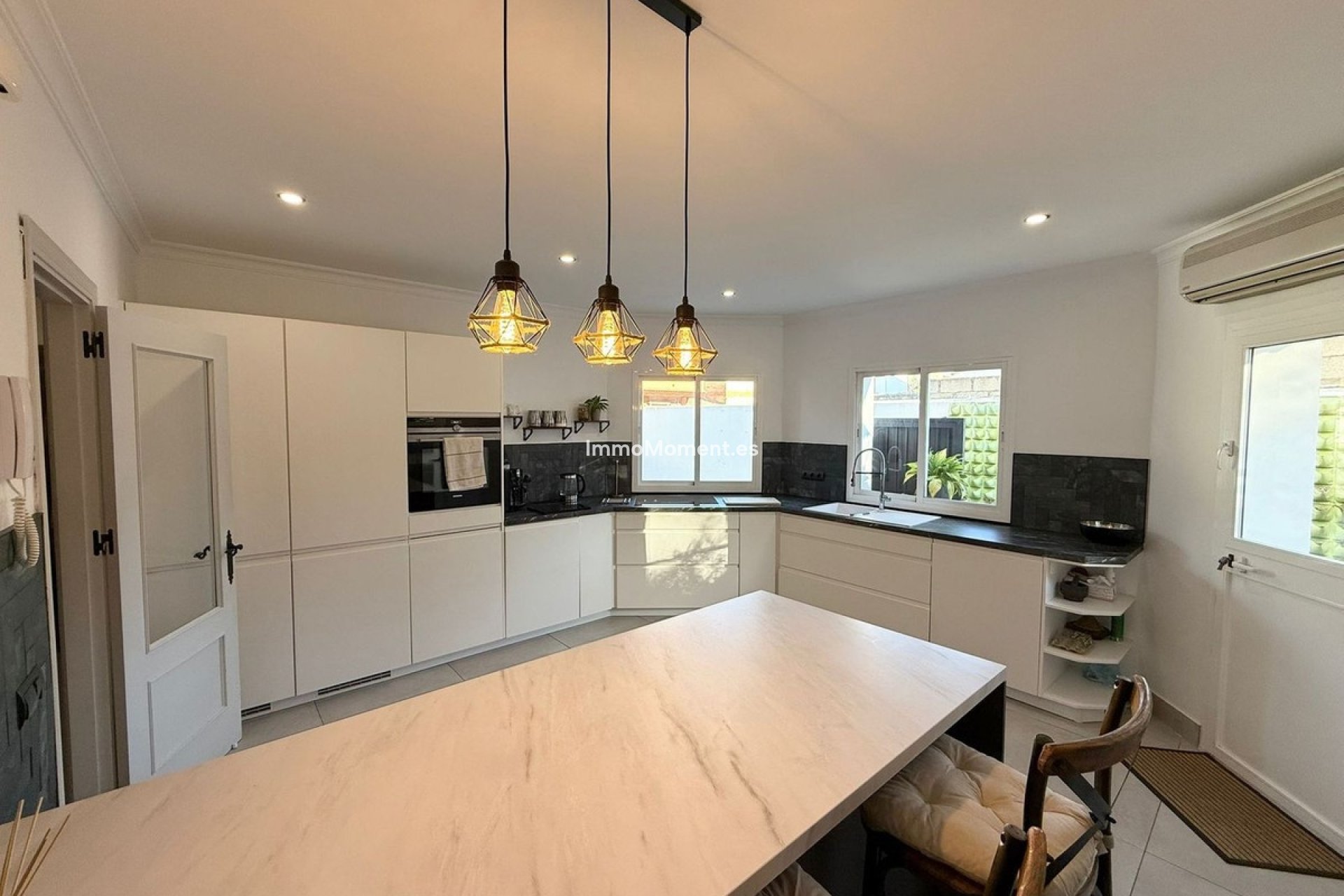 Resale - Villa - Casares - Casares Centro