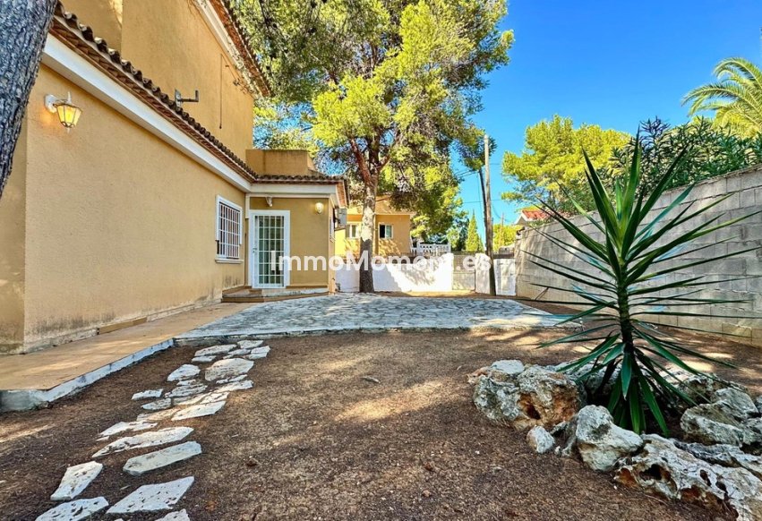 Resale - Villa - Denia - Denia Centro