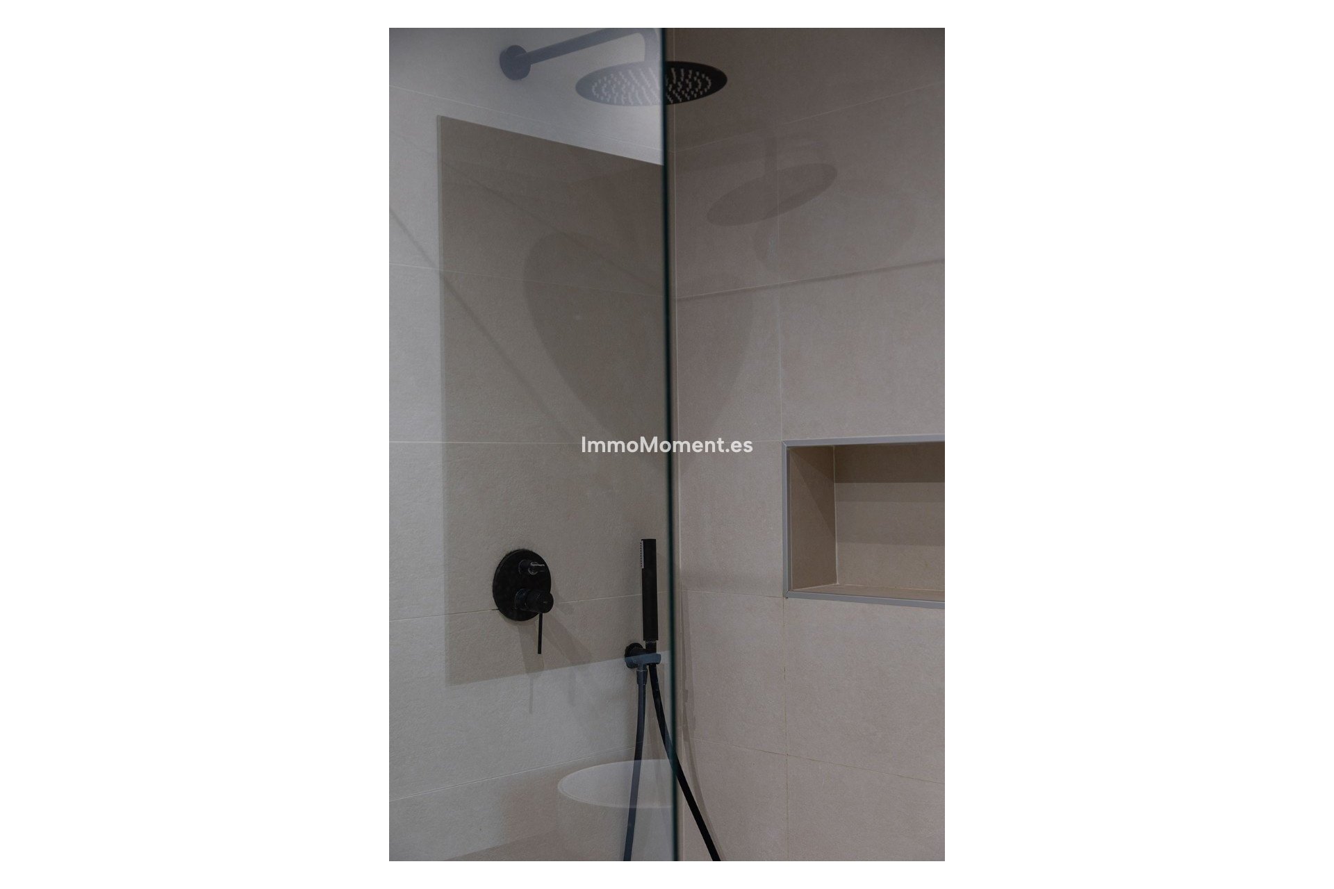 Resale - Villa - Dolores - Dolores Centro